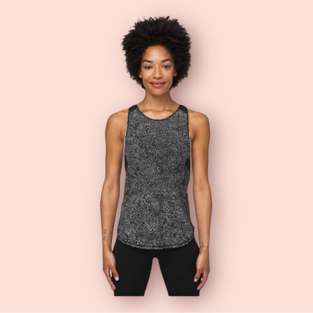 Lululemon Sculpt‎ Tank II Polar Shift Alpine White Black size 6